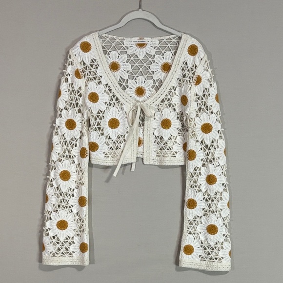 moon & madison Sweaters - Moon & Madison Crochet Daisy Cardigan Sweater M Boho Open Knit